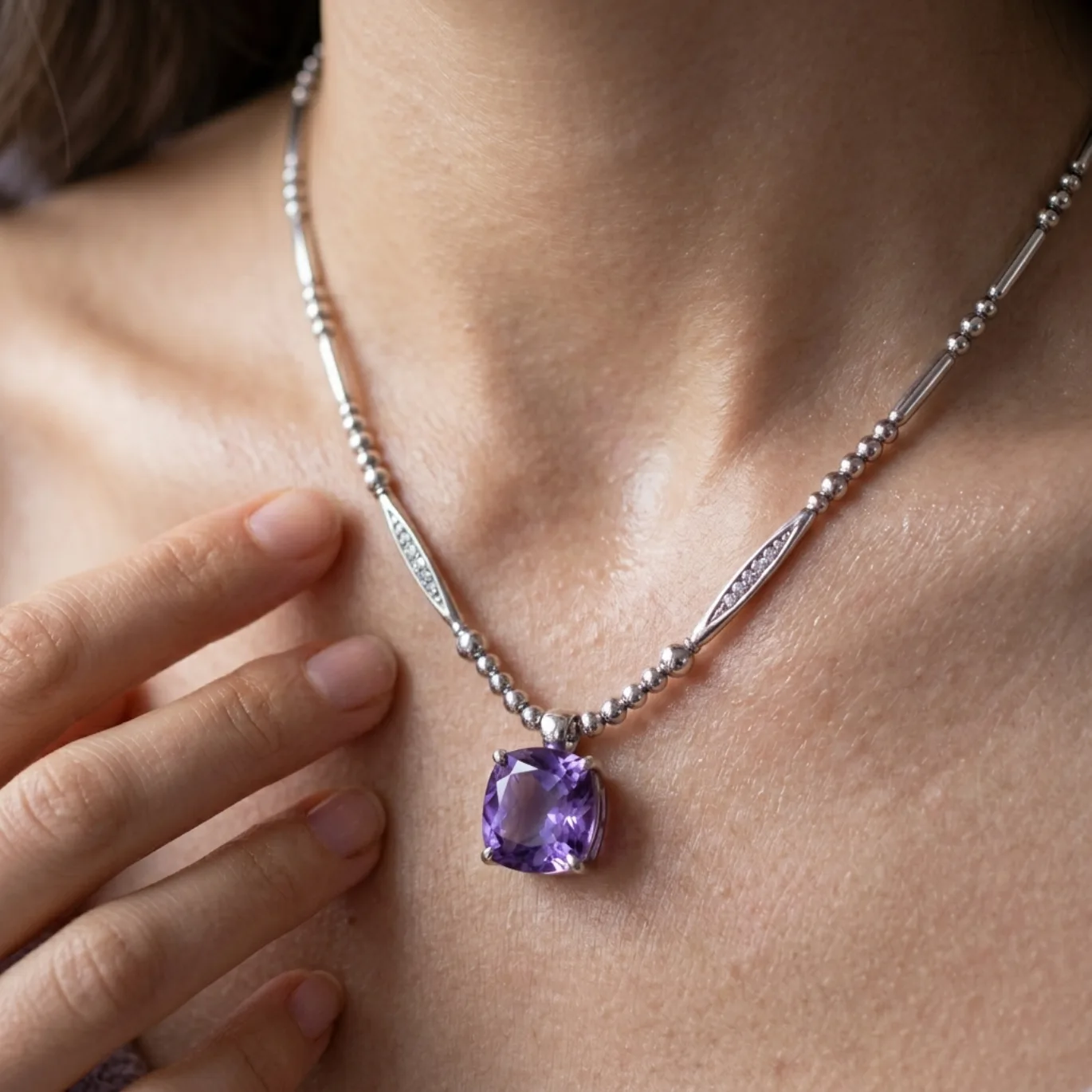 Window Daylight — Necklace Window Daylight — Necklace